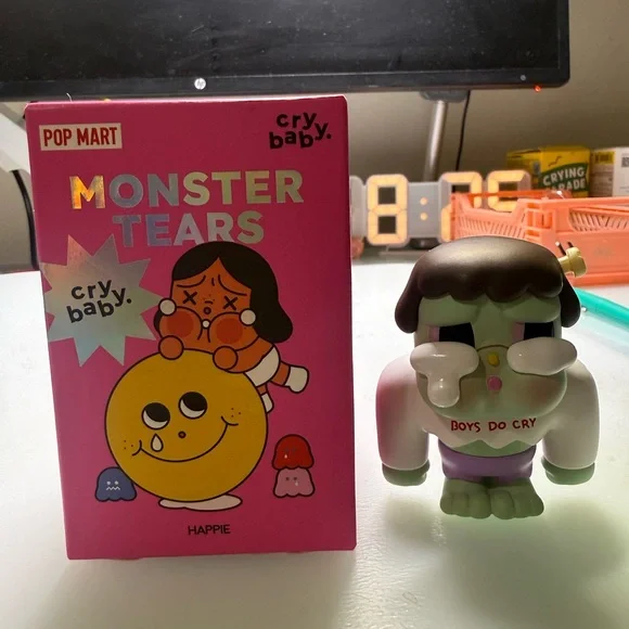 CRYBABY Monster Tears Series *Rare* Blind Box BIG BOY FRANKIE - Picture 3 of 7